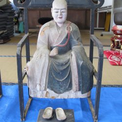曹洞宗 安國寺様 瑩山禅師像洗浄